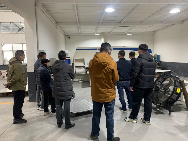 跨國認(rèn)可，相聚光銳，光銳機(jī)械與越南客戶共繪合作藍(lán)圖